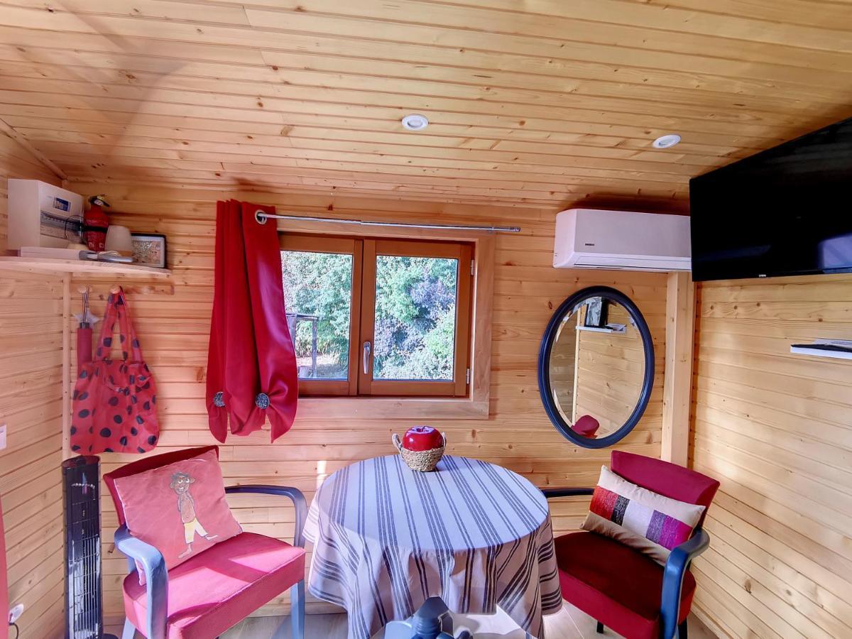 La Roulotte Du Cagire - 4 Pers - Pyrenees Guest House Villeneuve-de-Riviere Luaran gambar